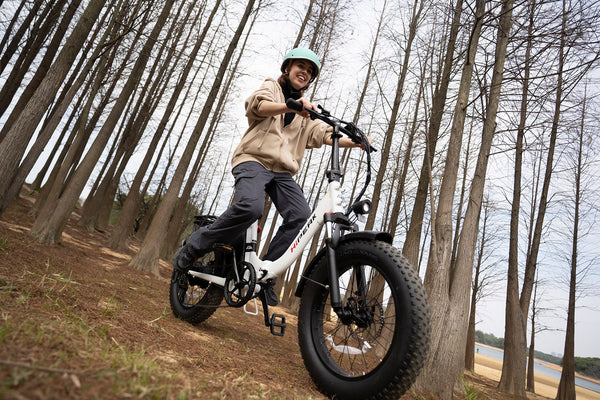 What Are the Benefits of Fat Tires on E-bikes for the Road?