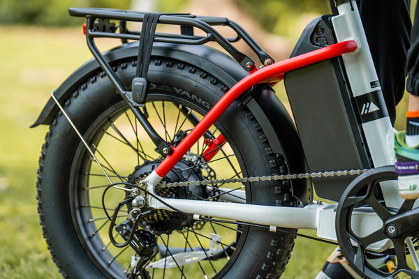 Should I Choose Integrated or Removable E-Bike Batteries?